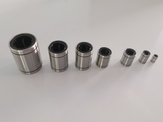 LM16UU 機械修理用の線形運動ベアリング
